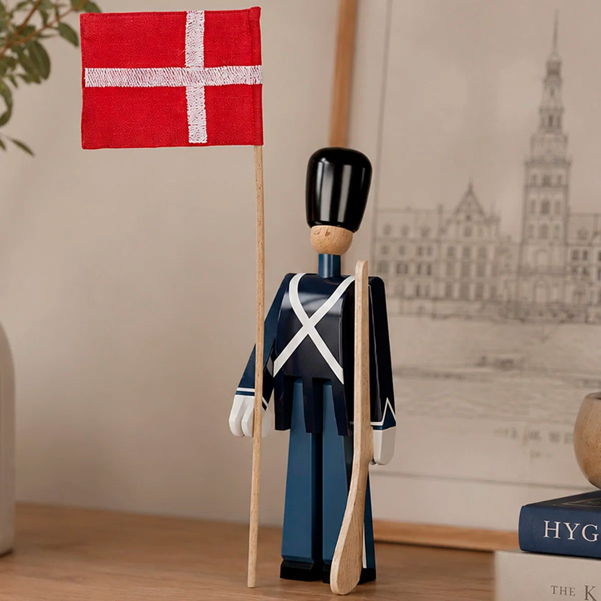 Kay Bojesen fanebærer